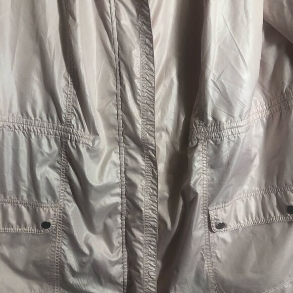 Chico’s Zenergy Pink Novelty Jacket With Roll Tab Sleeves And Full Zip Closure - Picture 3 of 6